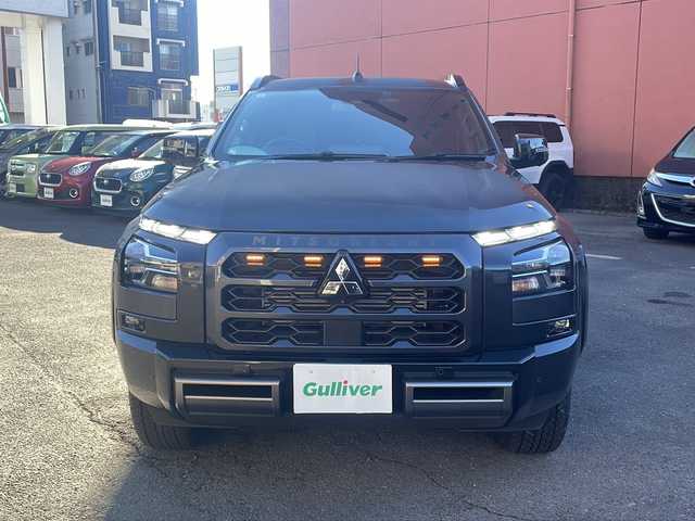 三菱 トライトン GSR 宮崎県 2024(令6)年 1.3万km グレー ドライブモード切替　レーンキープアシスト　Ｂｌｕｅｔｏｏｔｈ接続　地デジ　全方位カメラ　クルーズコントロール　運転席パワーシート　運転席助手席シートヒーター　ＥＴＣ　社外フロアマット　ステアリングヒーター　