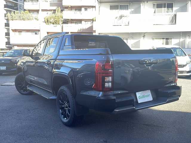 三菱 トライトン GSR 宮崎県 2024(令6)年 1.3万km グレー ドライブモード切替　レーンキープアシスト　Ｂｌｕｅｔｏｏｔｈ接続　地デジ　全方位カメラ　クルーズコントロール　運転席パワーシート　運転席助手席シートヒーター　ＥＴＣ　社外フロアマット　ステアリングヒーター　