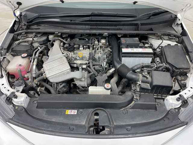 トヨタ カローラ スポーツ G X 道央・札幌 2020(令2)年 5.1万km スーパーホワイトⅡ ・4WD/・寒冷地仕様/・純正ディスプレイオーディオ/・ナビ&BT&USB&Miracast&スマホ連携/・バックカメラ/・トヨタセーフティセンス/・レーダークルーズコントロール/・ステアリングスイッチ/・ビルトインETC/・ドアミラーヒーター/・オートライト/・LEDヘッドライト/・プッシュスタート/・スマートキー