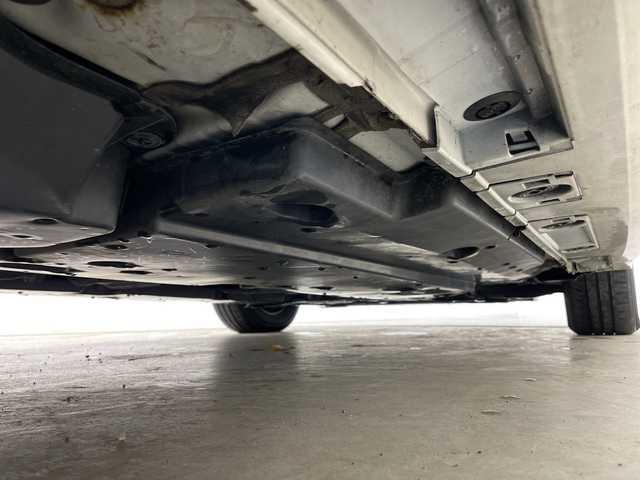 トヨタ カローラ スポーツ G X 道央・札幌 2020(令2)年 5.1万km スーパーホワイトⅡ ・4WD/・寒冷地仕様/・純正ディスプレイオーディオ/・ナビ&BT&USB&Miracast&スマホ連携/・バックカメラ/・トヨタセーフティセンス/・レーダークルーズコントロール/・ステアリングスイッチ/・ビルトインETC/・ドアミラーヒーター/・オートライト/・LEDヘッドライト/・プッシュスタート/・スマートキー