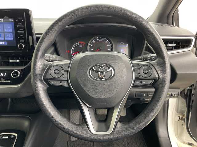 トヨタ カローラ スポーツ G X 道央・札幌 2020(令2)年 5.1万km スーパーホワイトⅡ ・4WD/・寒冷地仕様/・純正ディスプレイオーディオ/・ナビ&BT&USB&Miracast&スマホ連携/・バックカメラ/・トヨタセーフティセンス/・レーダークルーズコントロール/・ステアリングスイッチ/・ビルトインETC/・ドアミラーヒーター/・オートライト/・LEDヘッドライト/・プッシュスタート/・スマートキー