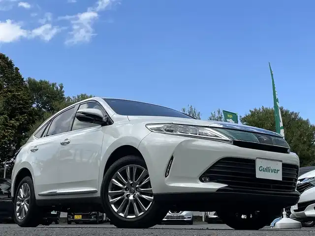 トヨタ ハリアー プレミアム 東京都 2019(令1)年 3.3万km ホワイトパールクリスタルシャイン ワンオーナー/純正9型ナビ/フルセグTV/Bluetoothオーディオ/DVD再生/バックカメラ/ビルトインETC/スマートキー×2 カードキー×1/Toyota Safety Sense P/・プリクラッシュセーフティシステム/・レーンディパーチャーアラート/・アダプティブハイビームシステム/・オートマチックハイビーム/・レーダークルーズコントロール