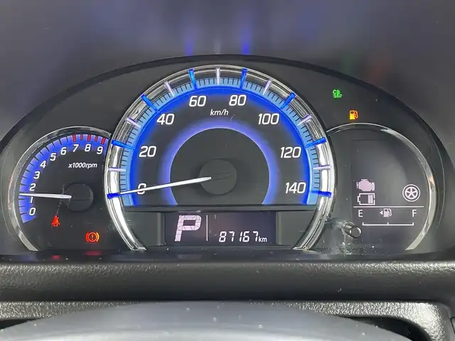 スズキ スペーシア カスタム GS 滋賀県 2016(平28)年 8.8万km クリスタルホワイトP デュアルカメラブレーキサポート/車線逸脱警報・誤発進抑制サポート/社外SDナビ（CN-AS300D）/フルセグTV/バックカメラ/パワースライドドア/キセノンライト/オプションハーフレザーシートカバー/オートリトラミラー/ウィンカーミラー/スマートキー/プッシュスタート/ETC