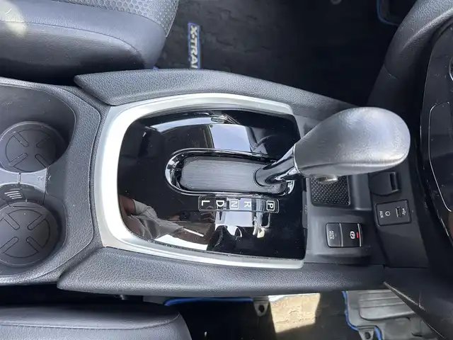 日産 エクストレイル ハイブリッド 20Xi 東京都 2018(平30)年 2.9万km 白 プロパイロット/メモリナビ/フルセグテレビ/バックカメラ/ウィンカーミラー/ETC