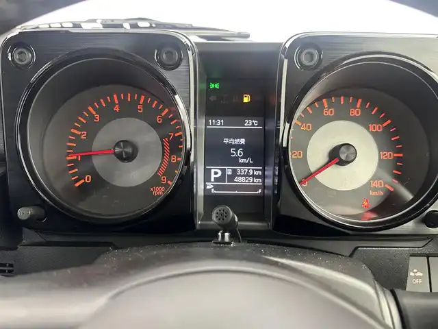 スズキ ジムニー XC 愛知県 2019(令1)年 4.9万km ジャングルグリーン 4WD/純正8インチSDナビ/フルセグTV/ドライブレコーダー/ビルトインETC/ステアリングリモコン/クルーズコントロール/シートヒーター/純正フロアマット/スズキセーフティサポート/　　・衝突軽減システム/　　・誤発進抑制機能/　　・車線逸脱警報機能/ヒルディセントコントロール/盗難防止機能/スペアタイヤ/スマートキー/スペアキー