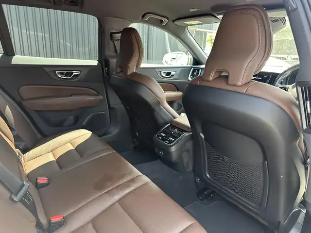 ボルボ Ｖ６０ B4 モメンタム 福島県 2021(令3)年 2万km クリスタルホワイトP アダプティブクルーズコントロール/モカレザーシート/メモリ付パワーシート/全席シートヒーター/ステアリングヒーター/純正HDDナビ/CarPlay/360°カメラ/ブラインドスポットモニター/レーンキープアシスト/ワイヤレスチャージャー/ドライブモード/オートホールド/パワーバックドア/パークアシスト/純正17インチAW/前後ドラレコ/取扱説明書/保証書/スペアキー