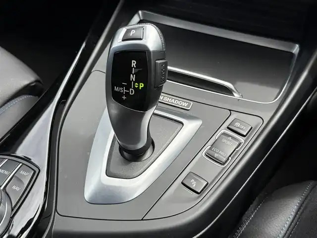 ＢＭＷ １１８ｄ Mスポーツ エディションシャドー 静岡県 2018(平30)年 3.6万km アルピンホワイトⅢ レザーシート/iDrive/(CD/DVD/Bluetooth/USB)/インテリジェントセーフティ/バックカメラ/アダプティブクルーズコントロール/レーンキープアシスト/PDC/メモリー付パワーシート/シートヒーター/コンフォートアクセス/ETC/純正フロアマット/純正18インチアルミホイール/フロントフォグランプ