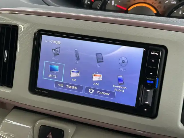 ダイハツ ムーヴ キャンバス G メイクアップ リミテッド　SAⅢ 静岡県 2018(平30)年 2.1万km パールホワイトⅢ/ライトローズマイカメタリックⅡ 2トーン 純正SDナビ/・フルセグ/CD/DVD/Bluetooth/全周囲カメラ/前方ドライブレコーダー/両側パワースライドドア/ステアリングスイッチ/オートライト/スマートキー/・プッシュスタート/LEDヘッドライト/・フォグランプ/電動格納ミラー/純正フロアマット/ドアバイザー