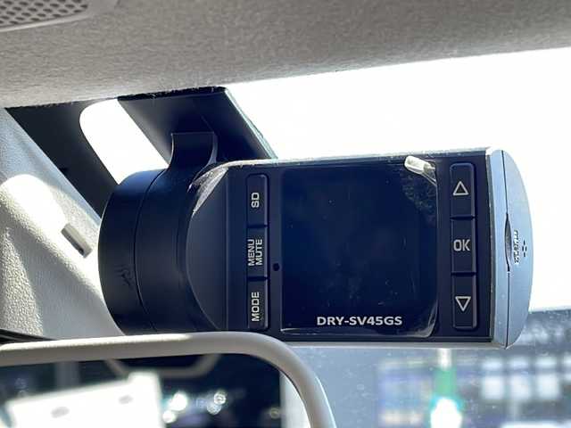 スズキ アルト ターボRS 石川県 2016(平28)年 3万km パールホワイト IC付ターボ/社外ナビ（AVIC-RZ22）/【ワンセグTV/CD/ラジオ】/パドルシフト/レーダーブレーキサポート/運転席シートヒーター/純正15インチAW/ETC/ドライブレコーダー（DRY-SV45GS）/横滑り防止装置/アイドリングストップ/オートライト/純正フロアマット/純正ドアバイザー/革巻きステアリング/ステアリングスイッチ