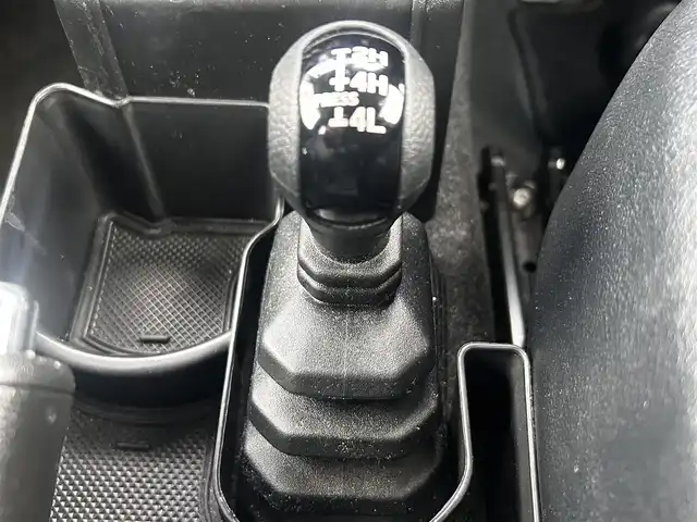 スズキ ジムニー XC 静岡県 2020(令2)年 5.5万km ブルーイッシュブラックパール3 ユーザー買取車両/ワンオーナー/純正SDナビ(CN-RZ856)/　【CD/DVD/BT/地デジTV】/純正LEDヘッドライト/衝突被害軽減システム/クルーズコントロール/バックカメラ/ドライブレコーダー/純正シートカバー/シートヒーター/スマートキー/プッシュスタート/背面タイヤ/ETC/USBポート×2/新車時保証書/取扱説明書/スペアキー×1