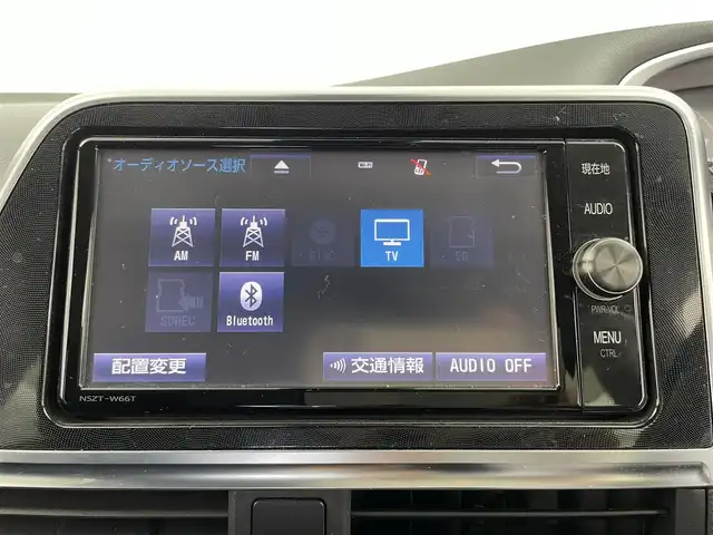 トヨタ シエンタ G 大分県 2017(平29)年 9.3万km ブラックマイカ 純正ナビ/フルセグ/DVD/Bluetooth/バックカメラ/両側パワスラ/オートLEDライト/プリクラッシュ/レーンディパチャーアラート/フリップダウンモニター/スマートキー/保証書