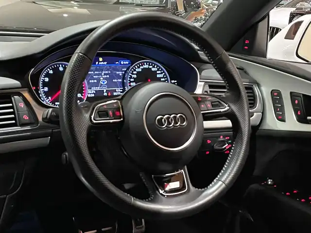 アウディ Ａ７ SB 2．0 TFSI クワトロ 道央・札幌 2017(平29)年 3.6万km グレイシアホワイトメタリック Sラインパッケージ/アシスタンスパッケージ/　・ACC/　・アウディサイドアシスト/　・アウディアクティブレーンアシスト/マトリクスLEDヘッドライト/BOSEサラウンド/純正HDDナビ/フルセグTV/CD/DVD/SD/USB/Bluetooth/バックカメラ/パーキングエイド/本革シート/シートヒーター/パワーテールゲート