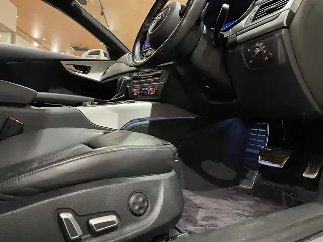 アウディ Ａ７ SB 2．0 TFSI クワトロ 道央・札幌 2017(平29)年 3.6万km グレイシアホワイトメタリック Sラインパッケージ/アシスタンスパッケージ/　・ACC/　・アウディサイドアシスト/　・アウディアクティブレーンアシスト/マトリクスLEDヘッドライト/BOSEサラウンド/純正HDDナビ/フルセグTV/CD/DVD/SD/USB/Bluetooth/バックカメラ/パーキングエイド/本革シート/シートヒーター/パワーテールゲート