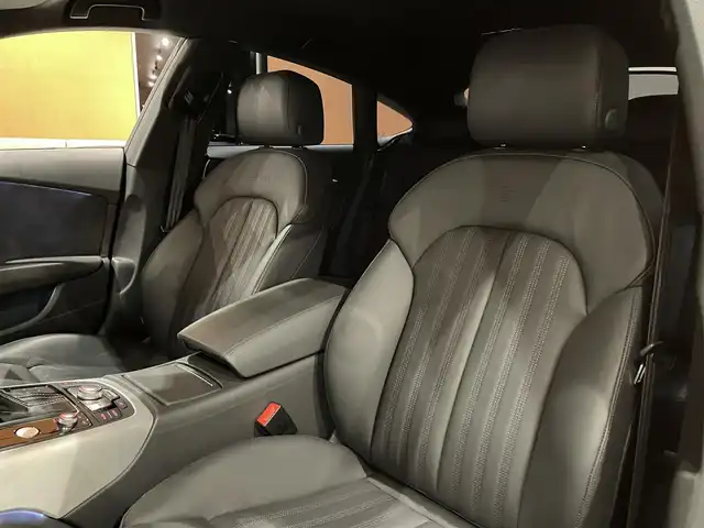 アウディ Ａ７ SB 2．0 TFSI クワトロ 道央・札幌 2017(平29)年 3.6万km グレイシアホワイトメタリック Sラインパッケージ/アシスタンスパッケージ/　・ACC/　・アウディサイドアシスト/　・アウディアクティブレーンアシスト/マトリクスLEDヘッドライト/BOSEサラウンド/純正HDDナビ/フルセグTV/CD/DVD/SD/USB/Bluetooth/バックカメラ/パーキングエイド/本革シート/シートヒーター/パワーテールゲート