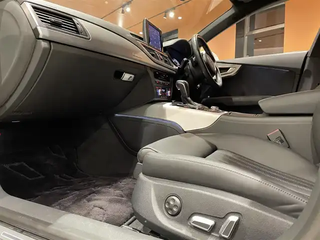 アウディ Ａ７ SB 2．0 TFSI クワトロ 道央・札幌 2017(平29)年 3.6万km グレイシアホワイトメタリック Sラインパッケージ/アシスタンスパッケージ/　・ACC/　・アウディサイドアシスト/　・アウディアクティブレーンアシスト/マトリクスLEDヘッドライト/BOSEサラウンド/純正HDDナビ/フルセグTV/CD/DVD/SD/USB/Bluetooth/バックカメラ/パーキングエイド/本革シート/シートヒーター/パワーテールゲート