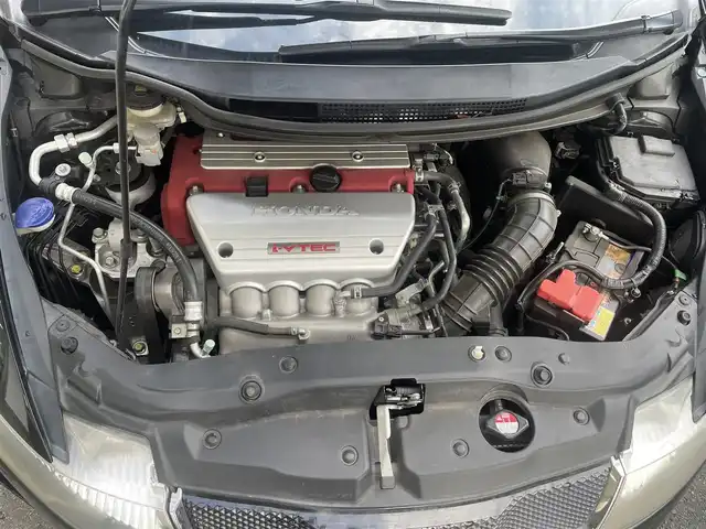 ホンダ シビック タイプR ユーロ 群馬県 2010(平22)年 9.2万km クリスタルブラックパール Gathersナビ、ワンセグ、Bluetooth、CD、DVD/　（VXS-102VSi）/前席純正タイプR専用シート/純正１８インチアルミ/純正フロアマット/ウインカーミラー/革巻きステア/HIDヘッドライト/ETC/キーレス×２/コーナーセンサー（リア）/整備手帳、取説