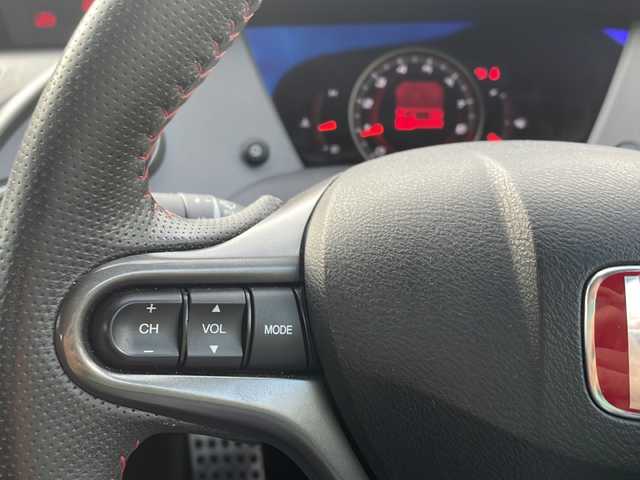 ホンダ シビック タイプR ユーロ 神奈川県 2010(平22)年 9.2万km クリスタルブラックパール Gathersナビ、ワンセグ、Bluetooth、CD、DVD/　（VXS-102VSi）/前席純正タイプR専用シート/純正１８インチアルミ/純正フロアマット/ウインカーミラー/革巻きステア/HIDヘッドライト/ETC/キーレス×２/コーナーセンサー（リア）/整備手帳、取説