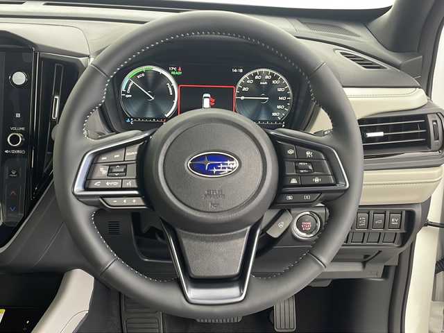 スバル フォレスター プレミアムS:HEV EX 秋田県 2025(令7)年 0.1千km クリスタルホワイトP 4WD/純正ナビ（BT/ACP/AA/AUX/フルセグTV）/全方位カメラ/オートクルーズコントロール/前席パワーシート/前後席シートヒーター/ステアリングヒーター/デジタルインナールームミラー/置くだけ充電/電動リアゲート/オートビークルホールド/LEDヘッドライト/ルーフレール/コーナーセンサー/レーンキープアシスト/スペアキー/取説・保証書