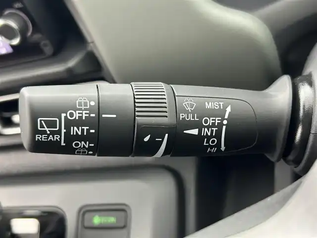 ホンダ フリード ハイブリット e:HEV クロスター 熊本県 2025(令7)年 0.1千km クリスタルブラックパール 登録済未使用車/純正9インチナビLXM-242ZFNI（ＡｐｐｌＣａｒＰｌａｙ・ＡｎｄｒｏｉｄＡｕｔｏ・ＢＴ・フルセグ・ＵＳＢ）/バックカメラ /ホンダセンシング/・レーダークルーズコントロール/・衝突軽減ブレーキ/・誤発進制御機能/後方誤発進抑制機能/・近距離衝突軽減ブレーキ/・歩行者事故低減ステアリング/・車線維持支援システム/・先行車発進お知らせ機能/・標識認識機能/横滑り防止/アイドリングストップ/ブラインドスポットモニター/パーキングアシスト/両側パワースライドドア　/前後クリアランスソナー　/前席シートヒーター/ブレーキホールド/電動パーキング/後席サーキュレーター/純正１５インチAW/オートライト/LEDヘッドライト/オートマチックハイビーム/フォグランプ/スマートキー/プッシュスタート/スペアキー1本/保証書/取扱説明書