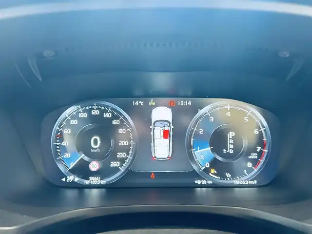 ボルボ Ｖ６０ クロスカントリー T5 AWD プロ 大阪府 2020(令2)年 3.9万km オニキスブラックP HUD/ACC/HarmanKardon/純正ナビ/TV/360度カメラ/applecarplay/純正19インチAW/LEDヘッドライト/電動リアゲート/BLIS/ルーフレール/ベージュ革/メモリ付きパワーシート/エアシートヒーター/自動駐車