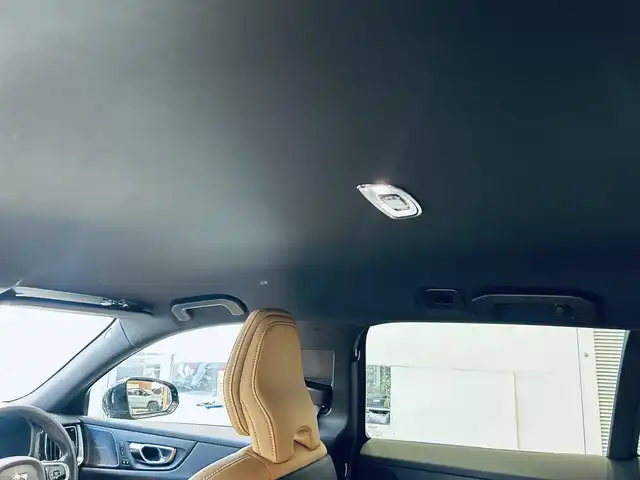 ボルボ Ｖ６０ クロスカントリー T5 AWD プロ 大阪府 2020(令2)年 3.9万km オニキスブラックP HUD/ACC/HarmanKardon/純正ナビ/TV/360度カメラ/applecarplay/純正19インチAW/LEDヘッドライト/電動リアゲート/BLIS/ルーフレール/ベージュ革/メモリ付きパワーシート/エアシートヒーター/自動駐車