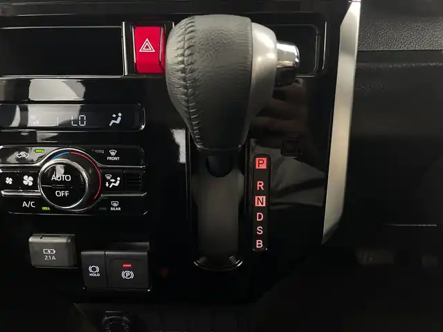 トヨタ ルーミー カスタムG 新潟県 2023(令5)年 0.8万km ブラックマイカメタリック プッシュスタート/スマートキー/メモリナビ　型式NSZT-W68T/CD/BT/フルセグ/全周囲カメラ/ETC/両側パワースライドドア/コーナーセンサー/LEDヘッドライト/フォグ/衝突被害軽減システム/レーンキープアシスト/オートライト/クルーズコントロール