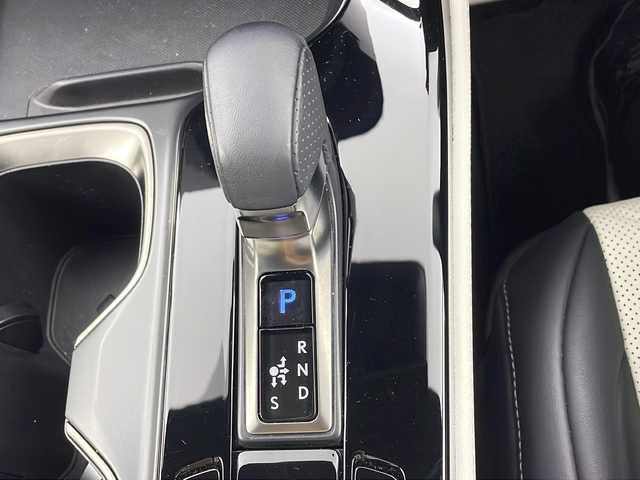 レクサス ＮＸ 350h Fスポーツ 兵庫県 2023(令5)年 7.2万km ホワイトノーヴァガラスフレーク ・純正14インチナビ/Miracast/USB/TV/Bluetooth/・パノラミックビューモニター/・パノラミックルーフ/・デジタルインナーミラー/・前後純正ドライブレコーダー/・レクサスセーフティシステム＋/・プリクラッシュセーフティ/・ロードサインアシスト/・フロントクロストラフィックアラート/・レーンディパーチャーアラート/・レーンチェンジアシスト/・プロアクティブドライビングアシスト/・リヤクロストラフィックアラート/・ブラインドスポットモニター/・パーキングサポートブレーキ/・リヤカメラディテクション/・安心降車アシスト/・クリアランスソナー/・レーダークルーズコントロール/・オートマチックハイビーム/・ヘッドアップディスプレイ/・パワーバックドア/・レザーシート/・前席パワーシート/・前席ベンチレーション/・全席シートヒーター/・ステアリングヒーター/・純正フロアマット/・純正アルミホイール
