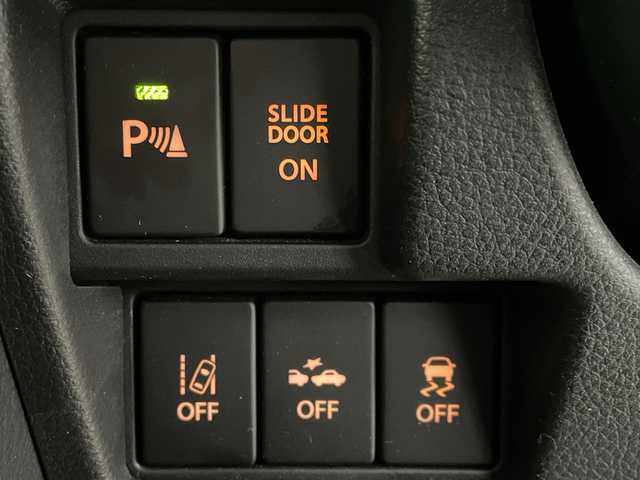 スズキ スペーシア ギア HYBRID XZ 岐阜県 2021(令3)年 1.6万km アクティブイエロー/ガンメタリック2トーン 4WD/純正8インチナビ/CD/DVD/Bluetooth/USB/フルセグTV/全方位モニター/両側パワースライドドア/スズキセーフティサポート/デュアルカメラブレーキサポート/後退時ブレーキサポート/車線逸脱警報機能/パーキングソナー/ハイビームアシスト/アダプティブクルーズコントロール/シートヒーター/ビルトインETC/革巻きステアリング/ステアリングリモコン/純正フロアマット/純正ドアバイザー/ルーフレール/オートLEDヘッドライト/フォグランプ/スマートキー/プッシュスタート/シートバックテーブル/ベンチシート