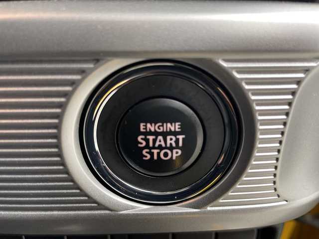 スズキ スペーシア ギア HYBRID XZ 岐阜県 2021(令3)年 1.6万km アクティブイエロー/ガンメタリック2トーン 4WD/純正8インチナビ/CD/DVD/Bluetooth/USB/フルセグTV/全方位モニター/両側パワースライドドア/スズキセーフティサポート/デュアルカメラブレーキサポート/後退時ブレーキサポート/車線逸脱警報機能/パーキングソナー/ハイビームアシスト/アダプティブクルーズコントロール/シートヒーター/ビルトインETC/革巻きステアリング/ステアリングリモコン/純正フロアマット/純正ドアバイザー/ルーフレール/オートLEDヘッドライト/フォグランプ/スマートキー/プッシュスタート/シートバックテーブル/ベンチシート