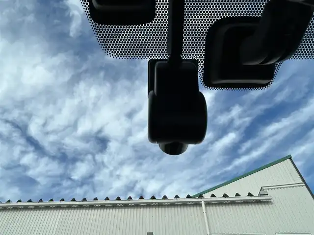 スバル インプレッサ スポーツ STI スポーツ 群馬県 2021(令3)年 4.9万km WRブルーパール アイサイトセーフティプラス/・衝突軽減ブレーキ/・レーンキープアシスト/・追従式レーダークルーズコントロール/・スマートリヤビューミラー/・リヤビークルディテクション/・ハイビームアシスト/純正メモリーナビ/（SD CD DVD フルセグ Bluetooth USB AppleCarplay）/STIマフラー/純正ドライブレコーダー（前方録画）/LEDライト/オートライト/バック・サイド・フロントカメラ/運転席シートメモリー/ドアミラーヒーター/革巻きステアリング/ステアリングスイッチ/パドルシフト/アイドリングストップ/オートブレーキホールド/純正フロアマット/ヘッドライトウォッシャー