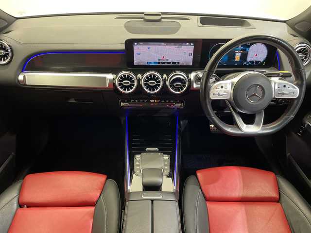 メルセデス・ベンツ ＧＬＢ２００ｄ AMGライン 愛媛県 2020(令2)年 3.8万km ポーラホワイト パノラミックスライディングルーフ/レザーエクスクルーシブパッケージ（レッド）/ナビゲーションパッケージ/アドバンスドパッケージ/　ヘッドアップディスプレイ/アドバンスドサウンド//マルチビームLED/レーダーセーフティパッケージ/19インチアルミホイール/全周囲カメラ/フットトランクオープナー/ETC/キーレスゴー