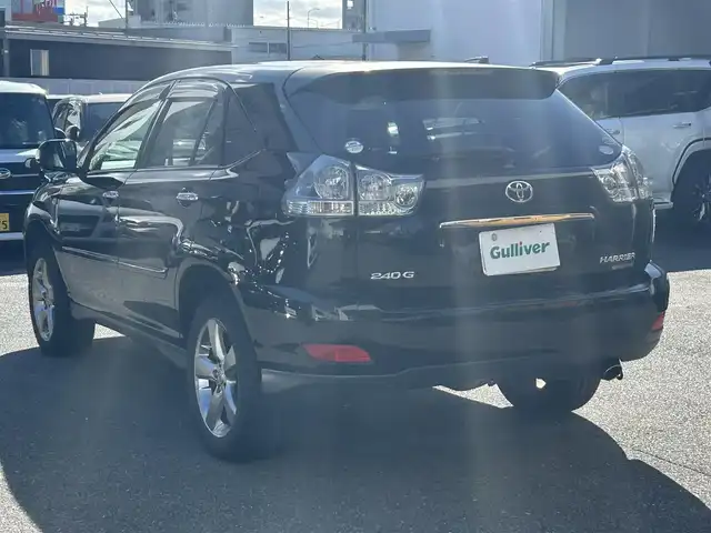 トヨタ ハリアー 240G プレミアム Lパッケージ 福岡県 2009(平21)年 11.1万km ブラック Panasonic製ナビ（CN-GP740D）/（AM/FM）/JBLプレミアムサウンド/前席パワーシート/前席シートヒーター/トヨタコーナーボイス/コーナーセンサー/ウインカーミラー/純正フロアマット/純正18インチアルミホイール/ドアバイザー/オートライト/スペアキー/取扱説明書/保証書