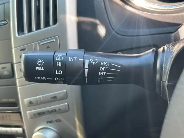 トヨタ ハリアー 240G プレミアム Lパッケージ 福岡県 2009(平21)年 11.1万km ブラック Panasonic製ナビ（CN-GP740D）/（AM/FM）/JBLプレミアムサウンド/前席パワーシート/前席シートヒーター/トヨタコーナーボイス/コーナーセンサー/ウインカーミラー/純正フロアマット/純正18インチアルミホイール/ドアバイザー/オートライト/スペアキー/取扱説明書/保証書