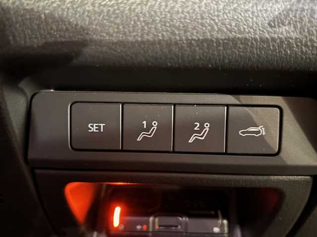 マツダ ＣＸ－３０ 20S プロアクティブツーリングセレ 宮城県 2020(令2)年 7.4万km ジェットブラックマイカ 登録時走行距離74008km/純正ナビ/フルセグTV/Ｂｌｕｅｔｏｏｔｈ／ＨＤＭＩ／ＵＳＢ/全方位カメラ/コーナーセンサー/ステアリングヒーター/電動格納ミラー/パドルシフト/純正フロアマット/シートヒーター/ETC/プッシュスタート/LEDライト/純正アルミホイール/電動リアゲート/ステアリングリモコン