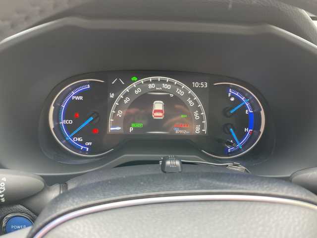 トヨタ ＲＡＶ４ ハイブリットG 山形県 2020(令2)年 8.8万km アティチュードブラックマイカ ・ワンオーナー/・純正９インチナビ CD DVD フルセグTV Bluetooth接続/・TVキャンセラー/・バックカメラ/・LEDヘッドライト/・レザーシート/・運転席シートヒーター/・前席シートヒーター/・ステアリングヒーター/・パワーバックドア/・衝突軽減ブレーキ/・レーダークルーズコントロール/・置くだけ充電/・フットイルミ/・純正アルミ（ノーマルタイヤ装着）車載/・フロントワイパーディアイサー/・純正リモコンエンジンスターター