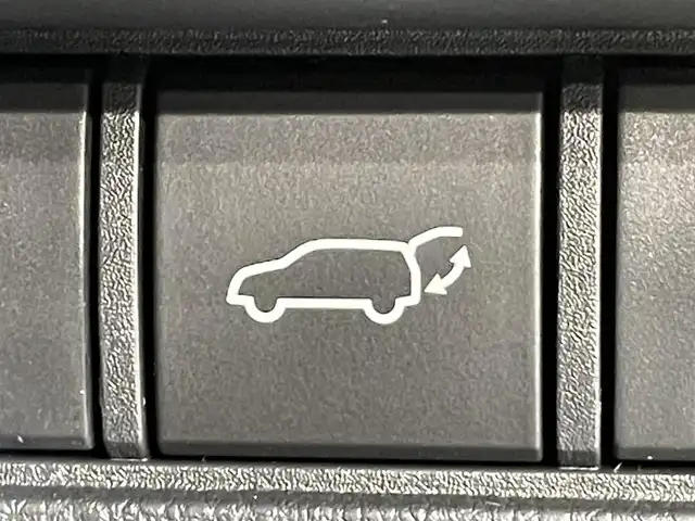 トヨタ ランドクルーザー ２５０ VX 愛知県 2025(令7)年 0.1万km アバンギャルドブロンズメタリック 純正１２．３インチディスプレイナビ　/(AM/FM/Bluetooth/Miracast/HDMI/フルセグTV/USB)/サンルーフ　/パノラミックビューモニター　/トヨタセーフティセンス　/　　-衝突軽減ブレーキ/　　-車線逸脱警報/　　-レーダークルーズコントロール/　　-オートマチックハイビーム/　　-ロードサインアシスト/　　-発進告知機能/シートヒーター　/シートベンチレーション/ビルトインＥＴＣ２．０　/デジタルインナーミラー　/ステアリングヒーター　/ブラインドスポットモニター/クリアランスソナー/D席パワーシート/ルーフレール　/三眼ＬＥＤヘッドライト/フォグランプ/黒レザーシート/純正フロアマット/スペアタイヤ有