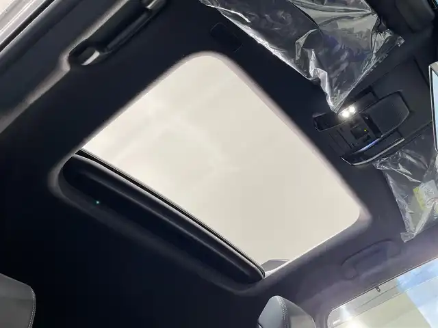 トヨタ ランドクルーザー ２５０ VX 愛知県 2025(令7)年 0.1万km アバンギャルドブロンズメタリック 純正１２．３インチディスプレイナビ　/(AM/FM/Bluetooth/Miracast/HDMI/フルセグTV/USB)/サンルーフ　/パノラミックビューモニター　/トヨタセーフティセンス　/　　-衝突軽減ブレーキ/　　-車線逸脱警報/　　-レーダークルーズコントロール/　　-オートマチックハイビーム/　　-ロードサインアシスト/　　-発進告知機能/シートヒーター　/シートベンチレーション/ビルトインＥＴＣ２．０　/デジタルインナーミラー　/ステアリングヒーター　/ブラインドスポットモニター/クリアランスソナー/D席パワーシート/ルーフレール　/三眼ＬＥＤヘッドライト/フォグランプ/黒レザーシート/純正フロアマット/スペアタイヤ有