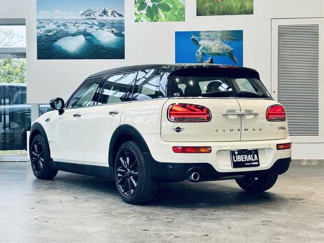 ＭＩＮＩ ＢＭＷ ミニ クラブマン クーパーD 大阪府 2020(令2)年 1.1万km ペッパー・ホワイト ペッパーP/インテリジェントセーフティ/純正ナビ/バックカメラ/シートヒーター/ACC/純正17インチAW/LEDヘッドライト/クリアランスソナー/ETC/USB/Bluetooth