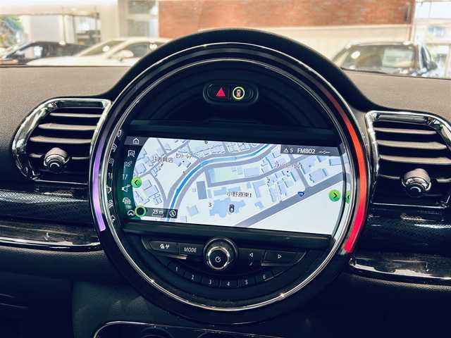 ＭＩＮＩ ＢＭＷ ミニ クラブマン クーパーD 大阪府 2020(令2)年 1.1万km ペッパー・ホワイト ペッパーP/インテリジェントセーフティ/純正ナビ/バックカメラ/シートヒーター/ACC/純正17インチAW/LEDヘッドライト/クリアランスソナー/ETC/USB/Bluetooth