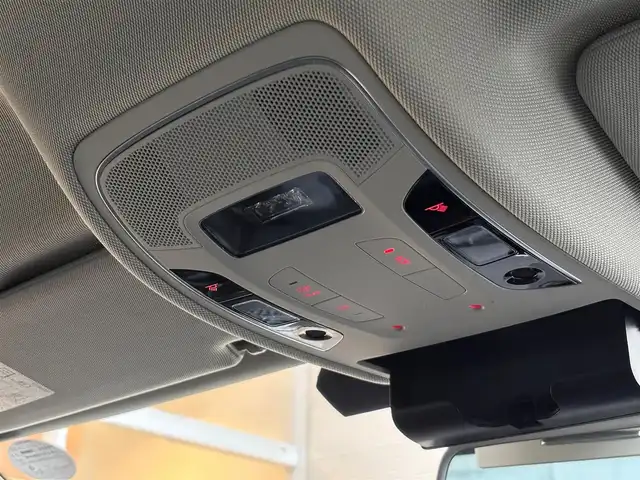 アウディ Ａ６ 2．0 TFSI クワトロ 山梨県 2016(平28)年 5.4万km グレイシアホワイトメタリック 黒革/マトリクスLEDヘッドライト/オートライト/オートハイビーム/シーケンシャルウィンカー/アシスタンスパッケージ/ACC/アウディサイドアシスト/アウディレーンキープアシスト/アウディプレセンス/純正MMIナビ/バックカメラ/フルセグTV/前席シートヒーター/純正18インチAW