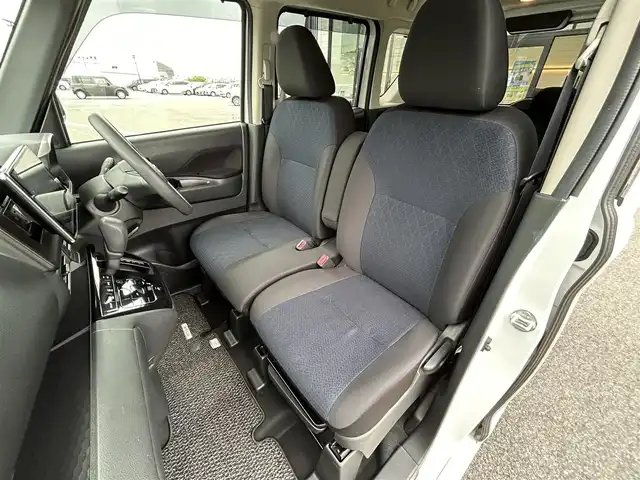 日産 ルークス ハイウェイスター X 鳥取県 2021(令3)年 3.6万km ホワイトパール カロッツエリア９型ディスプレイオーディオ/BT/HDMI/アラウンドビューモニター/エマージェンシーブレーキ/片側パワースライドドア/LEDヘッドライト/オートライト/LEDフォグライト/純正14インチアルミホイール/プッシュエンジンスタート/ウィンカーミラー/アイドリングストップ/フロアマット/ドアバイザー