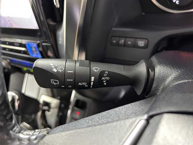 トヨタ アルファード S Cパッケージ 佐賀県 2016(平28)年 8.3万km ホワイトパールクリスタルシャイン アルパイン10インチナビ【EX10】/フルセグTV.CD.DVD.Bluetooth/アルパイン12.8インチフリップダウンモニター/衝突被害軽減システム/レーダークルーズコントロール/レーンアシスト/カーテンエアバッグ/クリアランスソナー/オートライト/バックカメラ/前後ドライブレコーダー/両側パワースライドドア/パワーバッグドア/ステアリングヒーター/運転席・助手席パワーシート/ハーフレザーシート/純正18インチアルミホイール/LEDヘッドライト/フォグライト/禁煙車