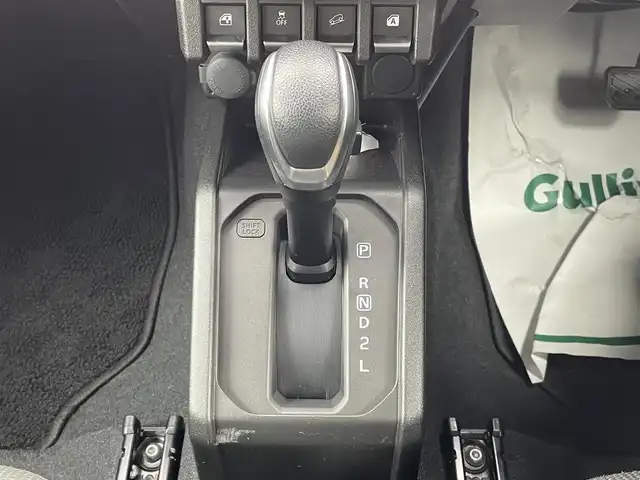 スズキ ジムニー XC 愛媛県 2022(令4)年 3万km ブルーイッシュブラックパール3 純正ナビ/AM/FM/CD/DVD/BT/フルセグTV　/バックカメラ　/衝突被害軽減装置　/車線逸脱防止装置　/クルーズコントロール　/D/N席シートヒーター　/アイドリングストップ　/ステアリングスイッチ/ヘッドライトウォッシャー/ダウンヒルアシストコントロール/電格ミラー/ヒートミラー/現状サマー(純正AW）(175/80/R16)/BRIDGESTONE DUELER H/T