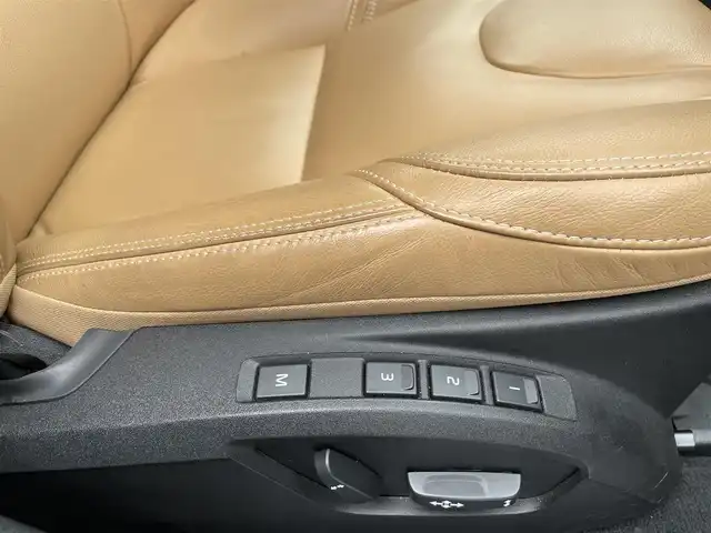 ボルボ Ｖ４０ D4 インスクリプション 栃木県 2019(令1)年 2.2万km ルミナスサンドメタリック インテリセーフ /アンバーレザー/シートヒーター /パワーシート /Harman/Kardon/ナビ /フルセグTV/バックカメラ/ETC/ACC/レーンキープアシスト/ブラインドスポット /リアソナー /LEDヘッドライト/オートライト
