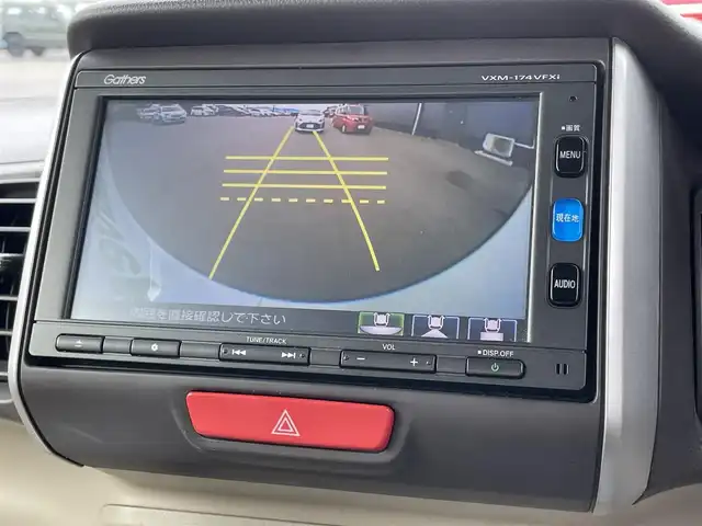 ホンダ Ｎ ＢＯＸ G SSパッケージ 滋賀県 2017(平29)年 3.6万km プレミアムホワイトパールⅡ 純正ナビ/(CD/DVD/フルセグ/Bluetooth)/バックカメラ/シートヒーター/ステアリングスイッチ/両側電動/ETC/HIDヘッドライト/オートライト/スマートキー/プッシュスタート