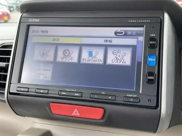 ホンダ Ｎ ＢＯＸ G SSパッケージ 滋賀県 2017(平29)年 3.6万km プレミアムホワイトパールⅡ 純正ナビ/(CD/DVD/フルセグ/Bluetooth)/バックカメラ/シートヒーター/ステアリングスイッチ/両側電動/ETC/HIDヘッドライト/オートライト/スマートキー/プッシュスタート