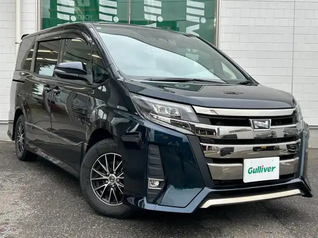 トヨタ ノア Si サイドリフトアップ 新潟県 2019(令1)年 4.1万km ブラッキッシュアゲハガラスフレーク メモリナビ/フルセグテレビ/バックカメラ/アイドリングストップ/クルーズコントロール/ドアバイザー/プッシュスタート/両側パワースライドドア/ETC/ドラレコ/純正フロアマット/純正ナビ/純正ホイール車載