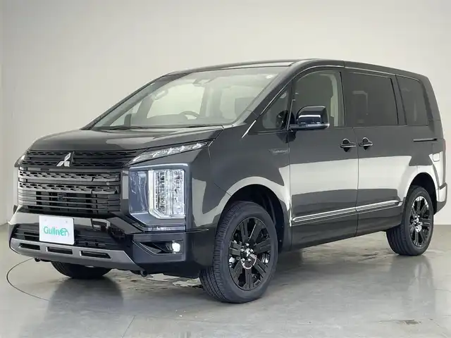 三菱 デリカＤ：５ シャモニー 愛知県 2025(令7)年 0.1千km グレーⅡ 登録済未使用車 ナビ取付パッケージ　リアモニター取付ＰＫＧ　バックカメラ　ＨＤＭＩ　両側パワスラ　衝突軽減　追従クルコン　ＢＳＭ　ＬＥＤオートライト　ＡＣ１００Ｖ電源　ハーフレザー　シートヒータ/CHAMONIX (8人)　4WD　/オリジナルナビ取付パッケージ＋リアモニター取付パッケージ/(25/300)　ステップレス　（8人）
