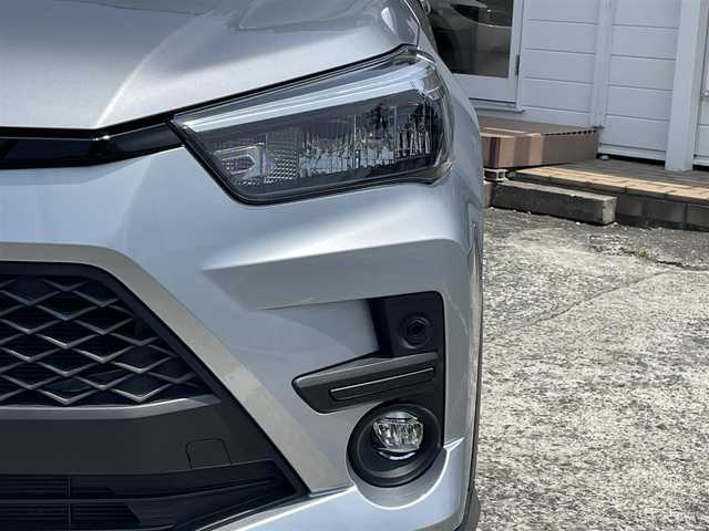トヨタ ライズ G 神奈川県 2021(令3)年 2.2万km ブライトシルバーM ワンオーナー/純正ディスプレイオーディオ/　（USB・Apple Car Play・andoroid Auto）/スマートアシスト/クリアランスソナー/アイドリングストップ/前席シートヒーター/ビルトインETC/LEDヘッドライト/LEDフォグライト/前後ドライブレコーダー/スマートキー×2/保証書/取扱説明書