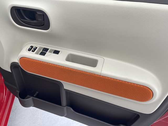 トヨタ スペイド F 沖縄県 2015(平27)年 7万km スーパーレッドⅤ ワンオーナー/純正ナビ(NSZT-W64)/フルセグＴＶ/Bluetooth接続/ラジオ/バックカメラ/パワースライドドア/ＥＴＣ/ステアリングスイッチ/電動格納ミラー/純正フロアマット　/プッシュスタート/スマートキー/スペアキー/純正フロアマット